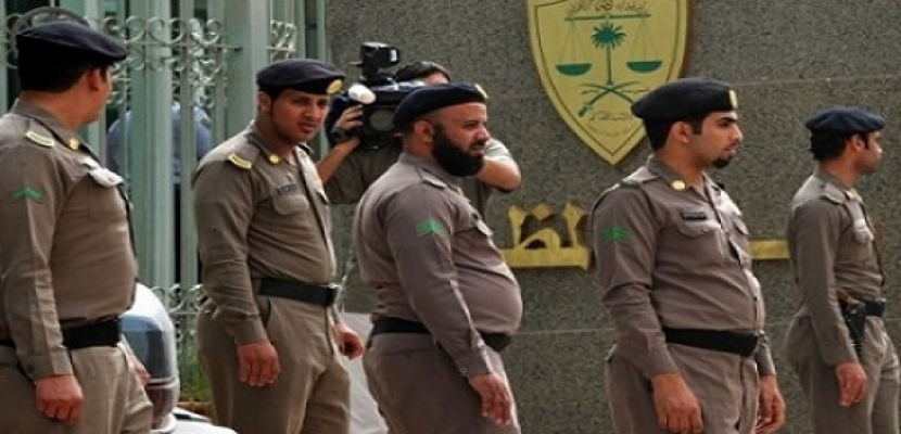 حكم بعشر سنوات سجن وألف جلدة على ناشط سعودي