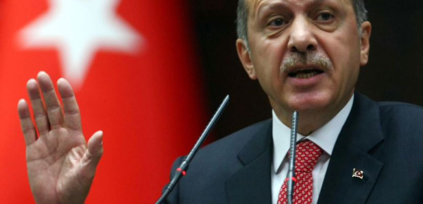 تركيا تقصي المزيد من ضباط الشرطة بسبب تحقيق عن الفساد