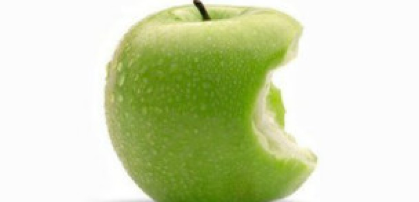 دراسة: تفاحة في اليوم ضرورة لمن تجاوز الخمسين