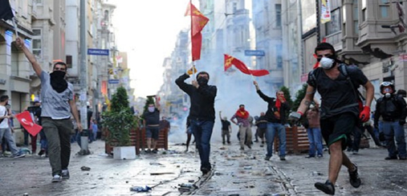 مظاهرات لمنظمة حزب التحرير الشعبية وسط إسطنبول