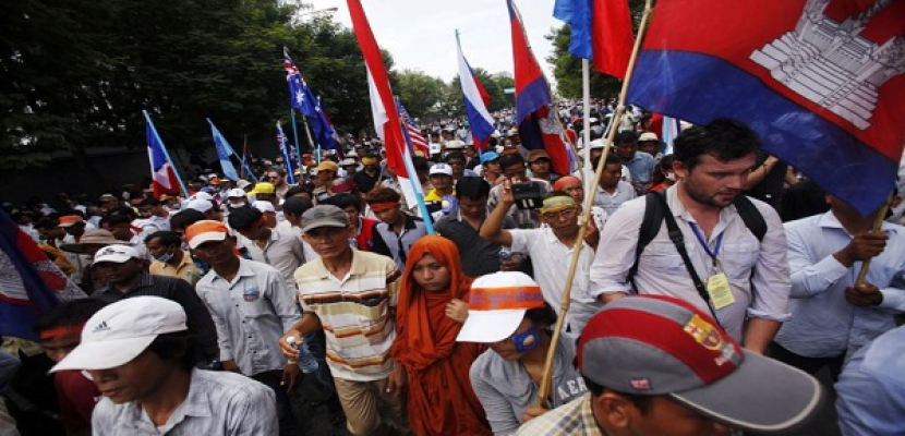 تجمعات حاشدة لأحزاب المعارضة في العاصمة الكمبودية