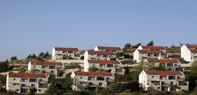 وزراء يوافقون على تطبيق القانون الإسرائيلي على مستوطني الضفة الغربية
