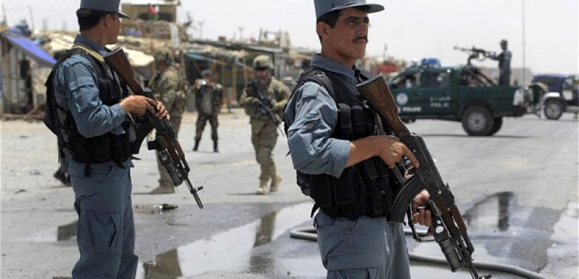 مقتل اربعة شرطيين في عملية انتحارية قرب كابول