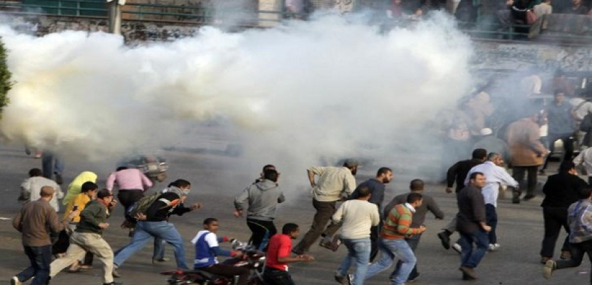 الأمن تطلق الغاز لتفريق مسيرات الإخوان بالمعادي وجسر السويس والمهندسين والطالبية