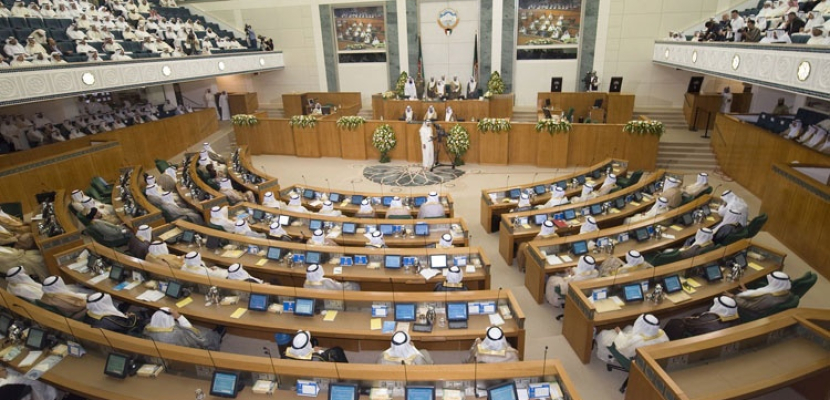 المعارضة الكويتية تطالب بحكومة منتخبة وإصلاحات