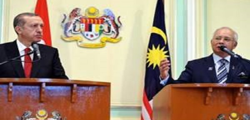 ماليزيا وتركيا توقعان اتفاقية للتجارة الحرة في إبريل القادم