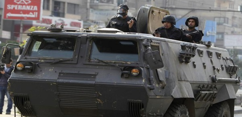 الأمن يحبط محاولتين لأنصار الإخوان لتعطيل الاستفتاء بمدينة نصر وحلوان والهرم