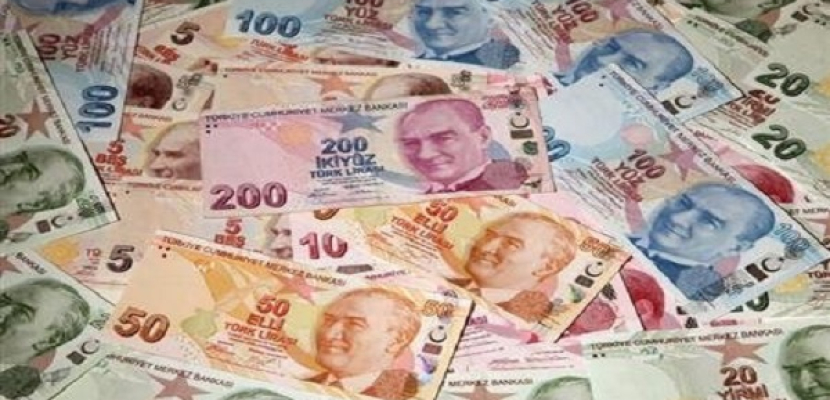 الليرة التركية تواصل تدهورها والبنك المركزي يحاول طمأنة الأسواق