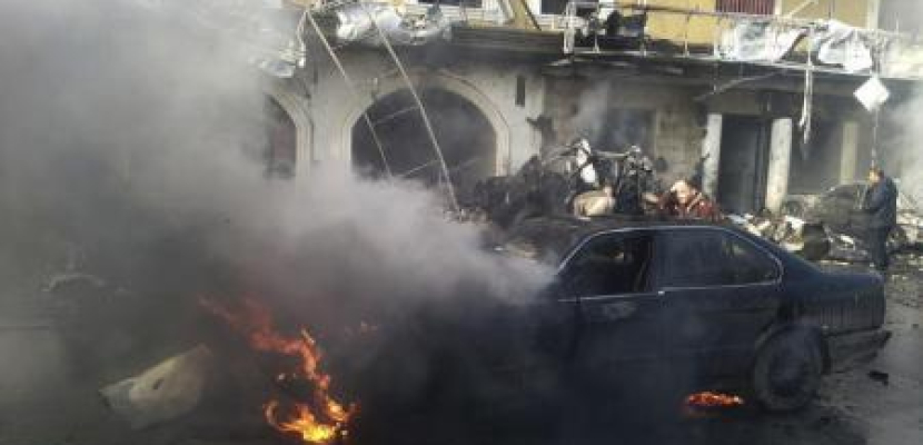 أربعة قتلى في انفجار سيارة في بلدة لبنانية قرب حدود سوريا