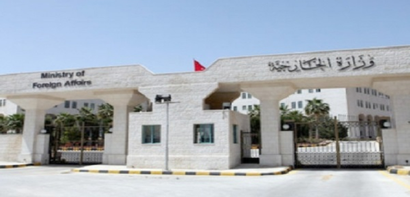 الأردن يطالب القائم بأعمال السفارة الإسرائيلية بوقف الانتهاكات في “الأقصى”