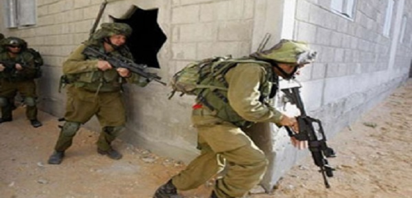 إصابة شاب فلسطينى برصاص جيش إسرائيل شمال قطاع غزة