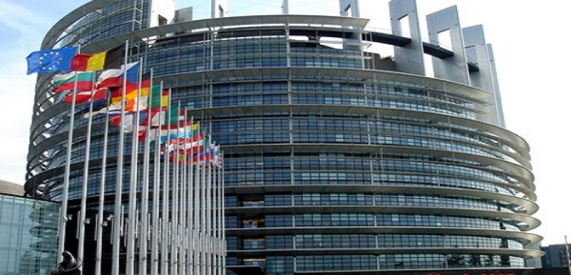 برلمانيون سابقون يحتجون لدي البرلمان الأوروبي لإنحيازه للإخوان