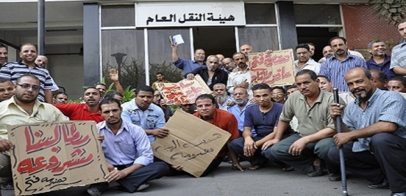 إضراب العاملين بالنقل العام بالأسكندرية للمطالبة بالحد الأدنى للأجور