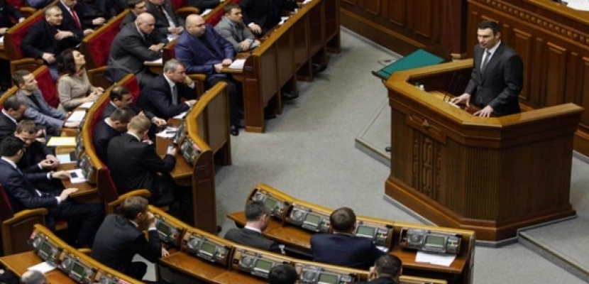 البرلمان الأوكراني يعتزم صياغة مشروع قانون لتعديل الدستور