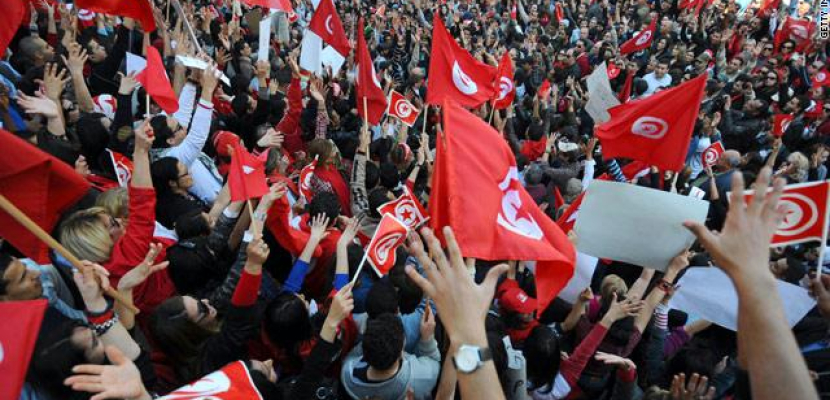 نيويورك تايمز: تصاعد المخاوف فى تونس لتدهور الوضع الاقتصادي والامني