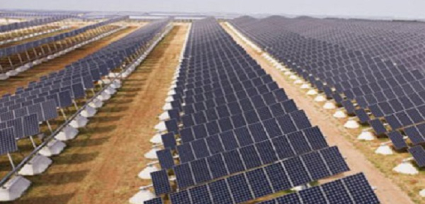 افتتاح أكبر محطة للطاقة الشمسية في العالم