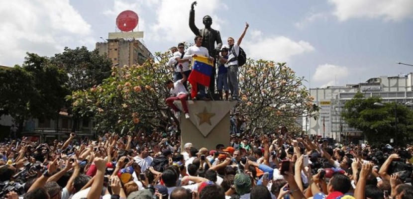 تظاهرات جديدة بفنزويلا اليوم احتجاجا على نقص المواد الاساسية