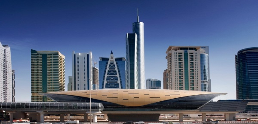 دبي تحول محطات المترو إلى متاحف للفن الإسلامي والاختراعات