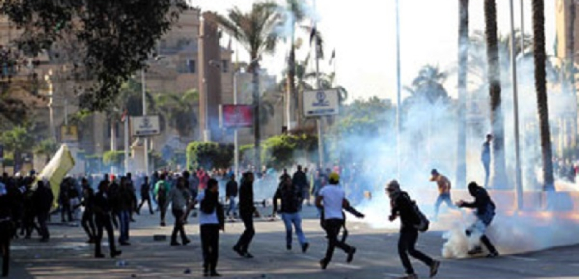جامعة القاهرة تفصل 23 طالبًا ثبت تورطهم في مظاهرات 19 مارس