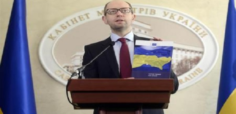 أوكرانيا مستعدة لمحادثات مع روسيا وتدين استفتاء القرم