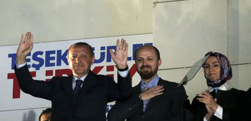 أردوغان يعلن الفوز في الإنتخابات رغم أزمة الفساد