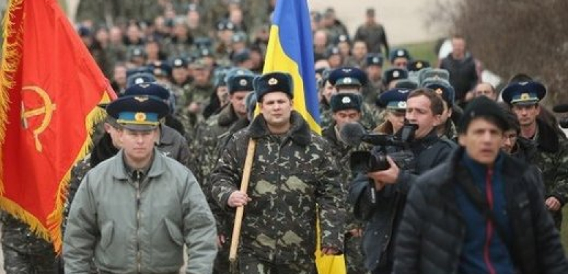 روسيا تأمر بإجلاء جنود أوكرانيين من القرم