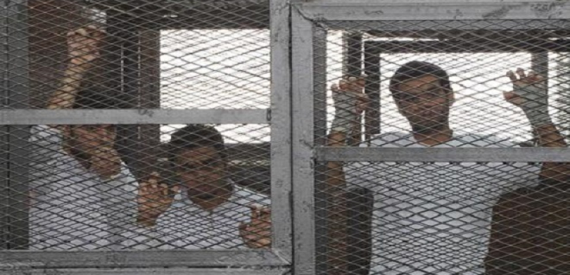استئناف القاهرة تحدد جلسة 12 فبراير موعدا لبدء إعادة محاكمة صحفيي الجزيرة