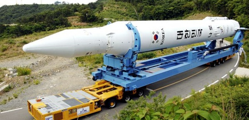 كوريا الجنوبية تزيد مدى صاروخ ذاتي الدفع لدرء مخاطر الشمال