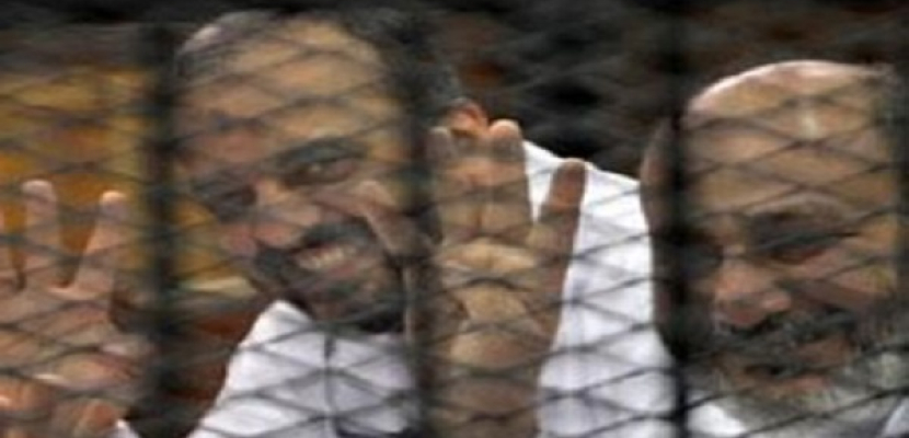 وقف محاكمة البلتاجي وحجازي بتعذيب ضابط رابعة للفصل في الرد
