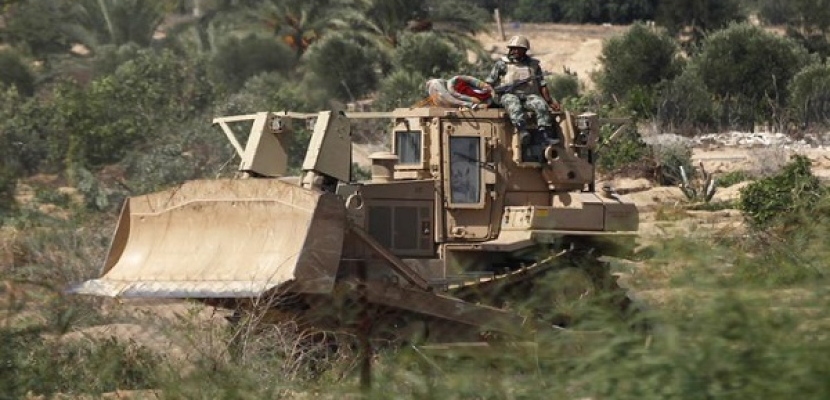 القوات المسلحة: توسيع الشريط الحدودي العازل بين سيناء وغزة إلى كيلومتر