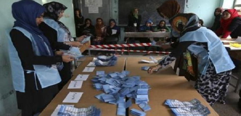 أفغانستان تتأهب لجولة إعادة لانتخابات الرئاسة