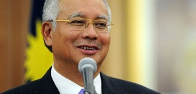 ماليزيا تؤكد أنها “لن ترتاح” إلا بكشف لغز الطائرة المفقودة