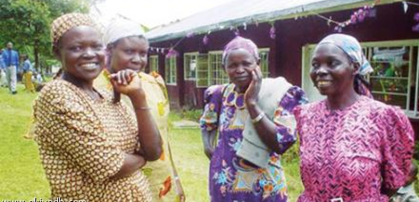 كينيا تشرع تعدد الزوجات للرجال بأي عدد دون موافقة زوجاتهم الأخريات