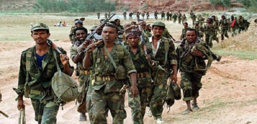 اشتباكات بالأسلحة الثقيلة بين الجيش السوداني ومتمردين في درافور
