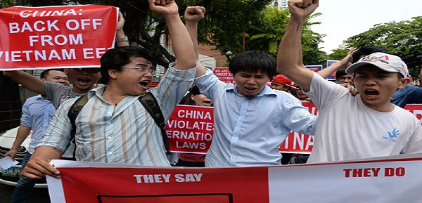 مقتل وإصابة 102 صينيا فى فيتنام وبكين تحمل هانوى مسئولية العنف