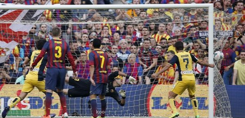 أتلتيكو مدريد ينتزع لقب الليجا من أنياب برشلونة