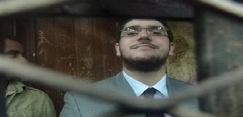 سجن نجل مرسى وصديقة عام مع الشغل وتغريمه 10 آلاف جنيه