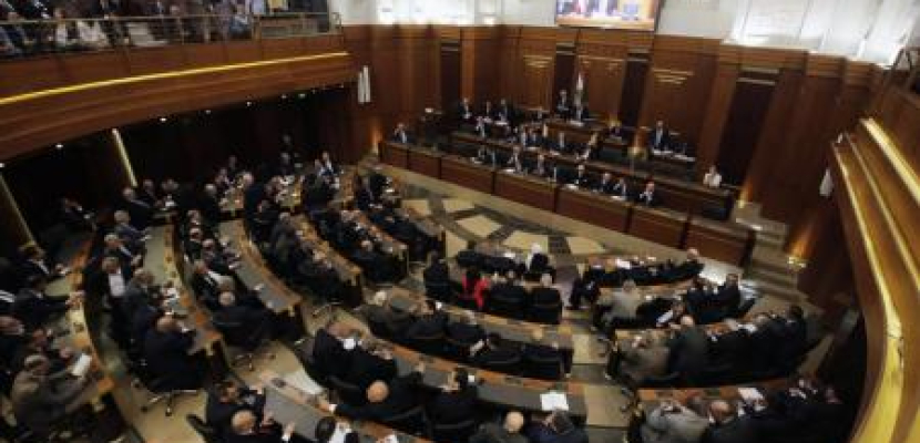 البرلمان اللبناني يفشل للمرة الرابعة في انتخاب رئيس