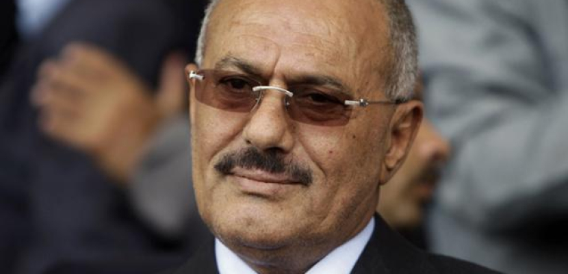 صحيفة سعودية: صالح يشعر بقرب أجله وسط القصف الجوي