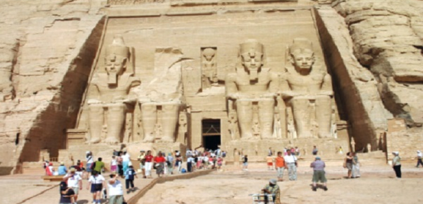 الشمس تشرق من جديد على السياحة المصرية