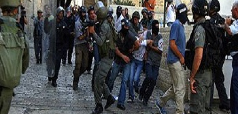 الاحتلال الإسرائيلى يعتقل 10 مواطنين من الضفة