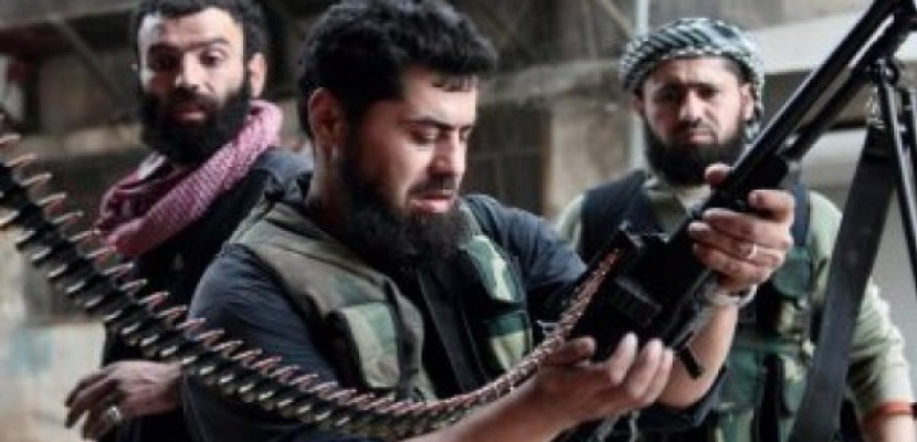 المرصد السوري: مسلحون يقتلون 12 عنصرًا داعشيًا في دير الزور