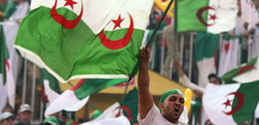 احتفالات جزائرية بفرنسا.. والمنتخب يعود للتدريبات استعدادا لموقعة ألمانيا