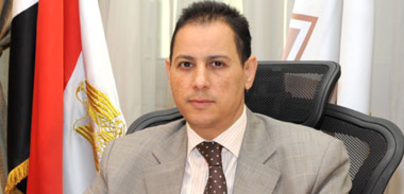 رئيس البورصة المصرية يصدر قرارا بتسهيل إجراءات القيد بها