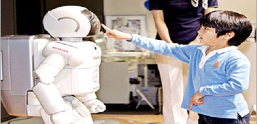 بيبر الروبوت الإنسانى اليابانى جليس الأطفال وكبار السن