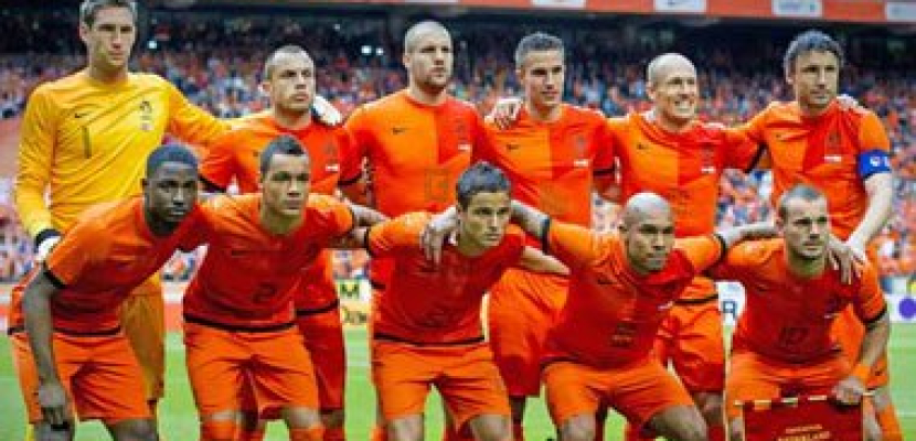 كأس العالم يرفع مبيعات المحال التجارية فى هولندا