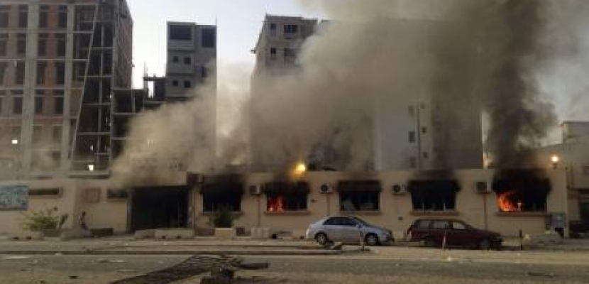 7 قتلى و36 مصابا في اشتباكات بليبيا.. وقتال عنيف قرب مطار طرابلس