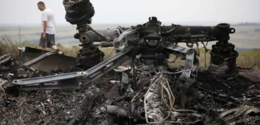 أوكرانيا: العثور على 27 جثة أخرى من الطائرة الماليزية