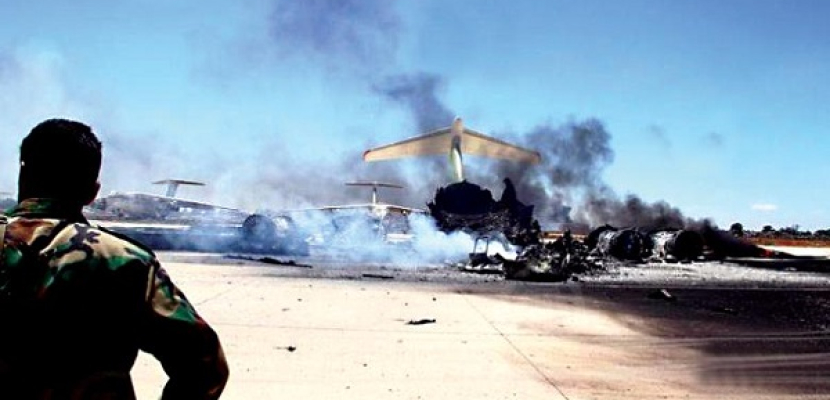 ارتفاع حصيلة اشتباكات مطار طرابلس لـ97 قتيلا و404 مصابين