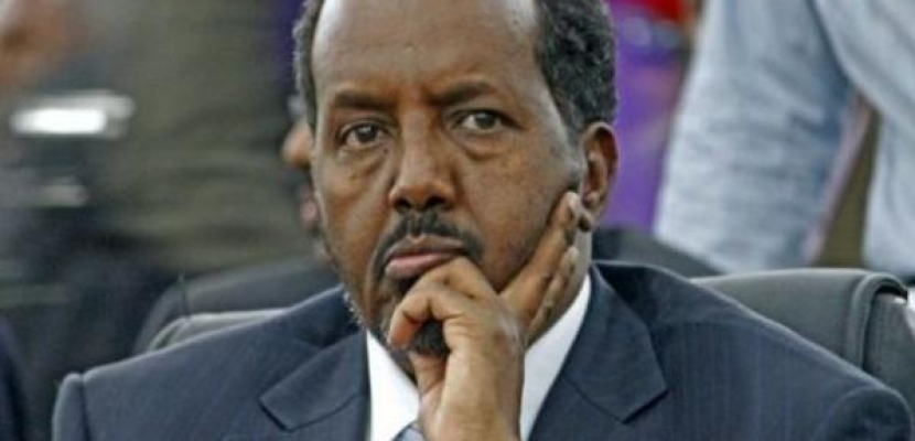 رئيس الصومال يتوقع خروج المتشددين من بلدات يسيطرون عليها بنهاية العام